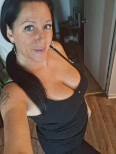 Elena, 34 anni, donna single di Verona cerca uomo interessante